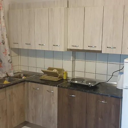 Apartament In Golden 2 *